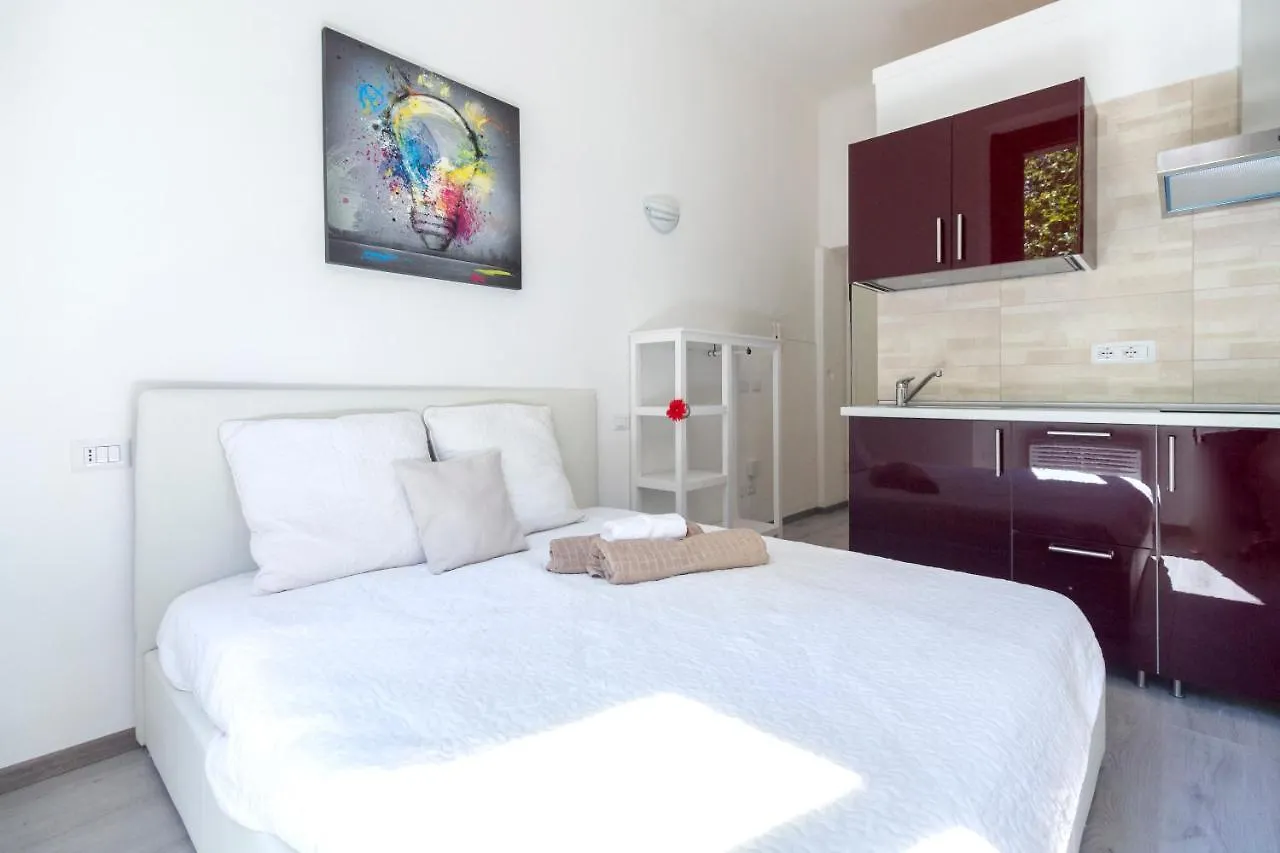 Alessia'S Flat - Certosa Lejlighed Milano